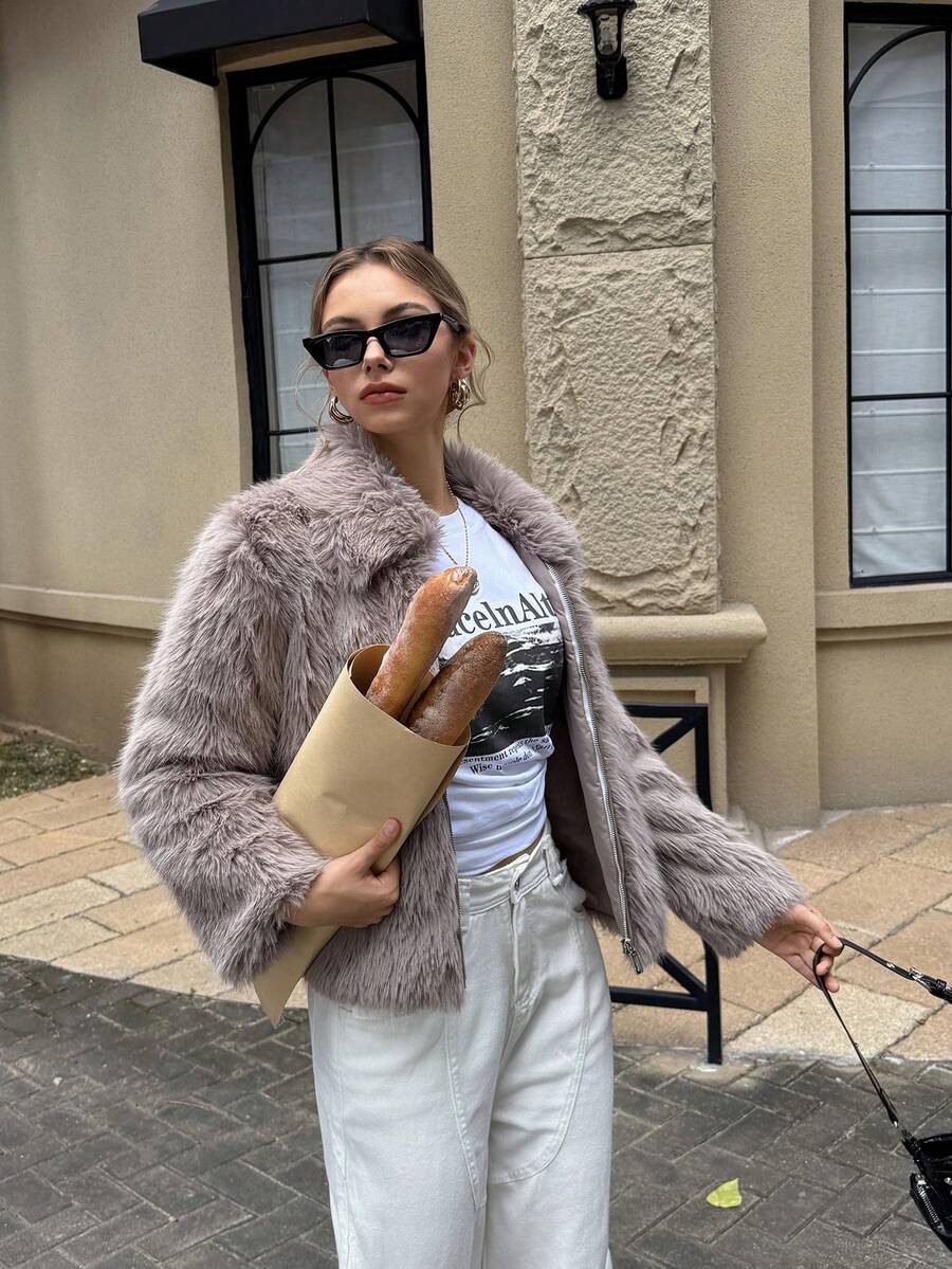 Elvomia™ Midnight Coat