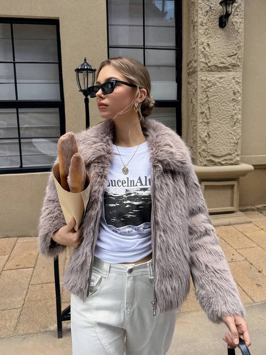 Elvomia™ Midnight Coat