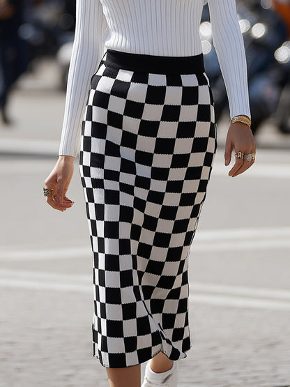 Checkered Knit Midi Skirt In Monochrome Black & White